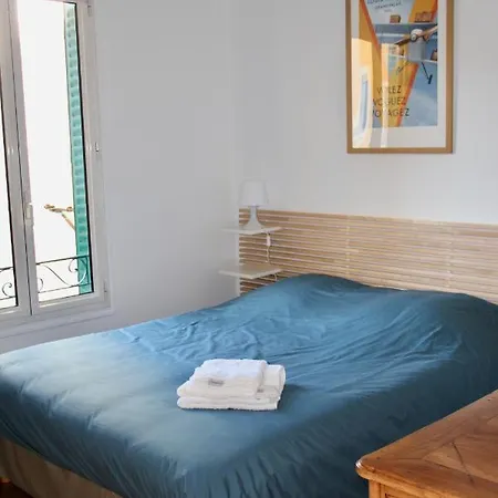 Daire Grand Central Tres Proche Mer *